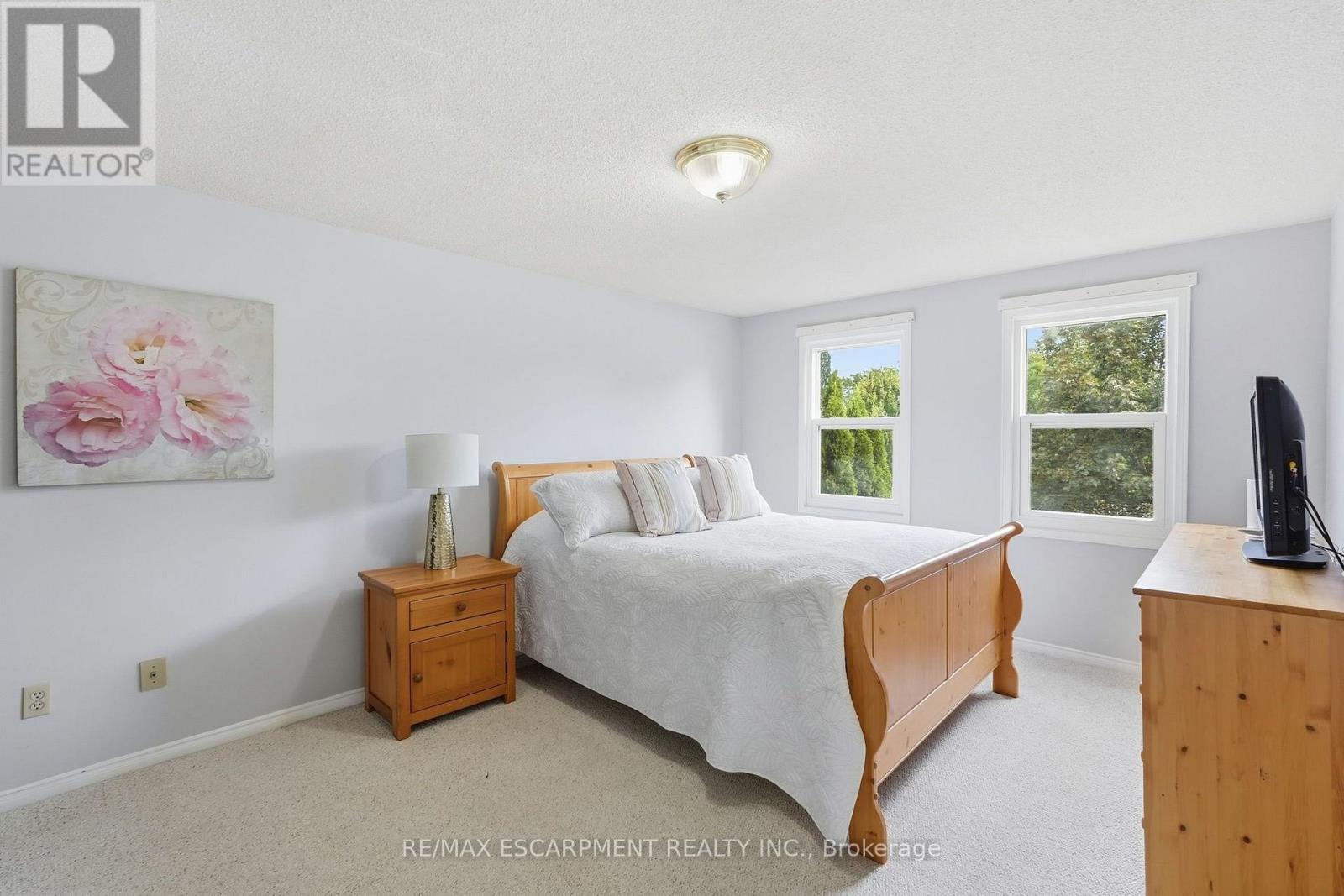 3193 Maderna Road, Burlington, ON