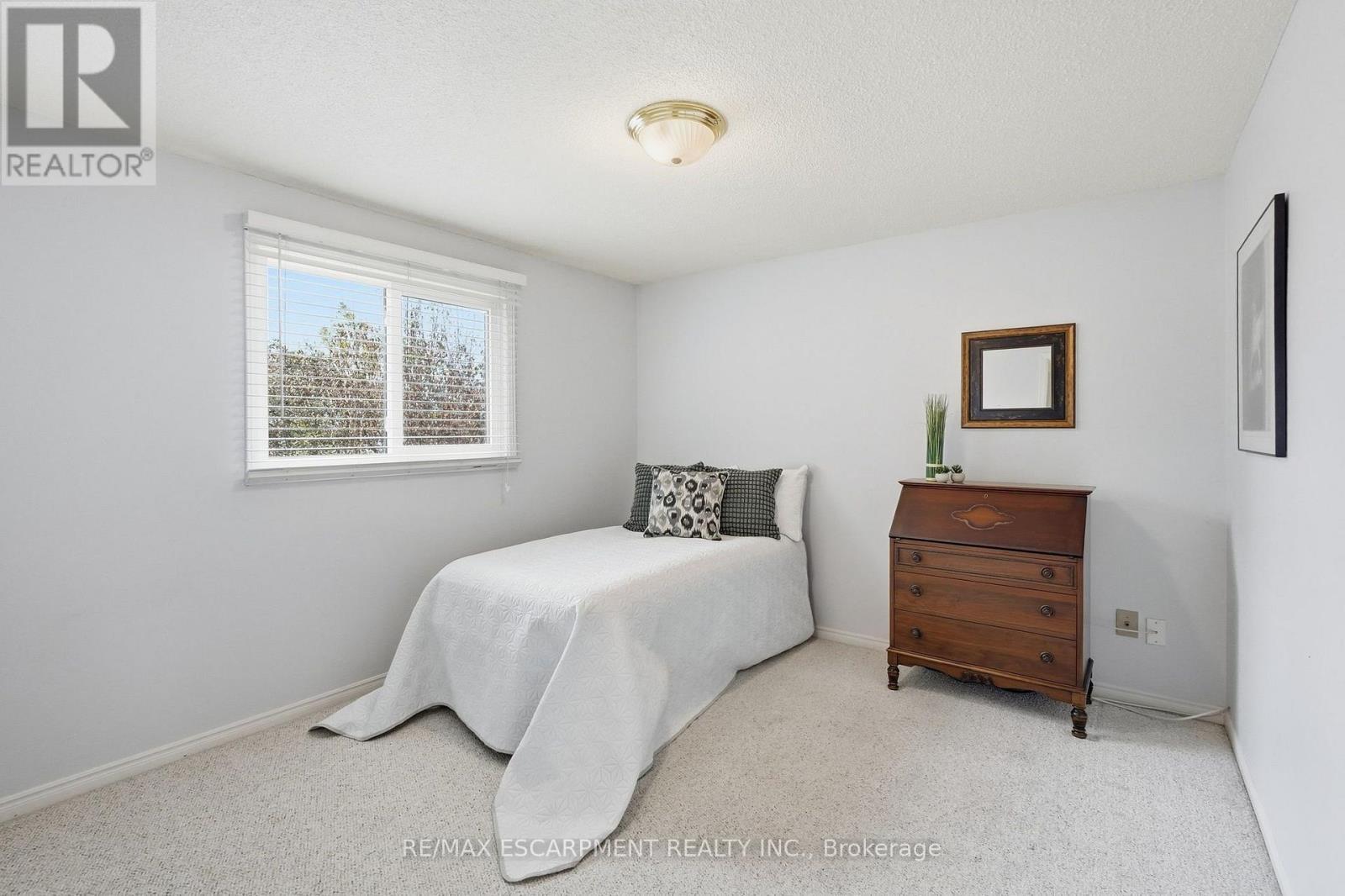 3193 Maderna Road, Burlington, ON
