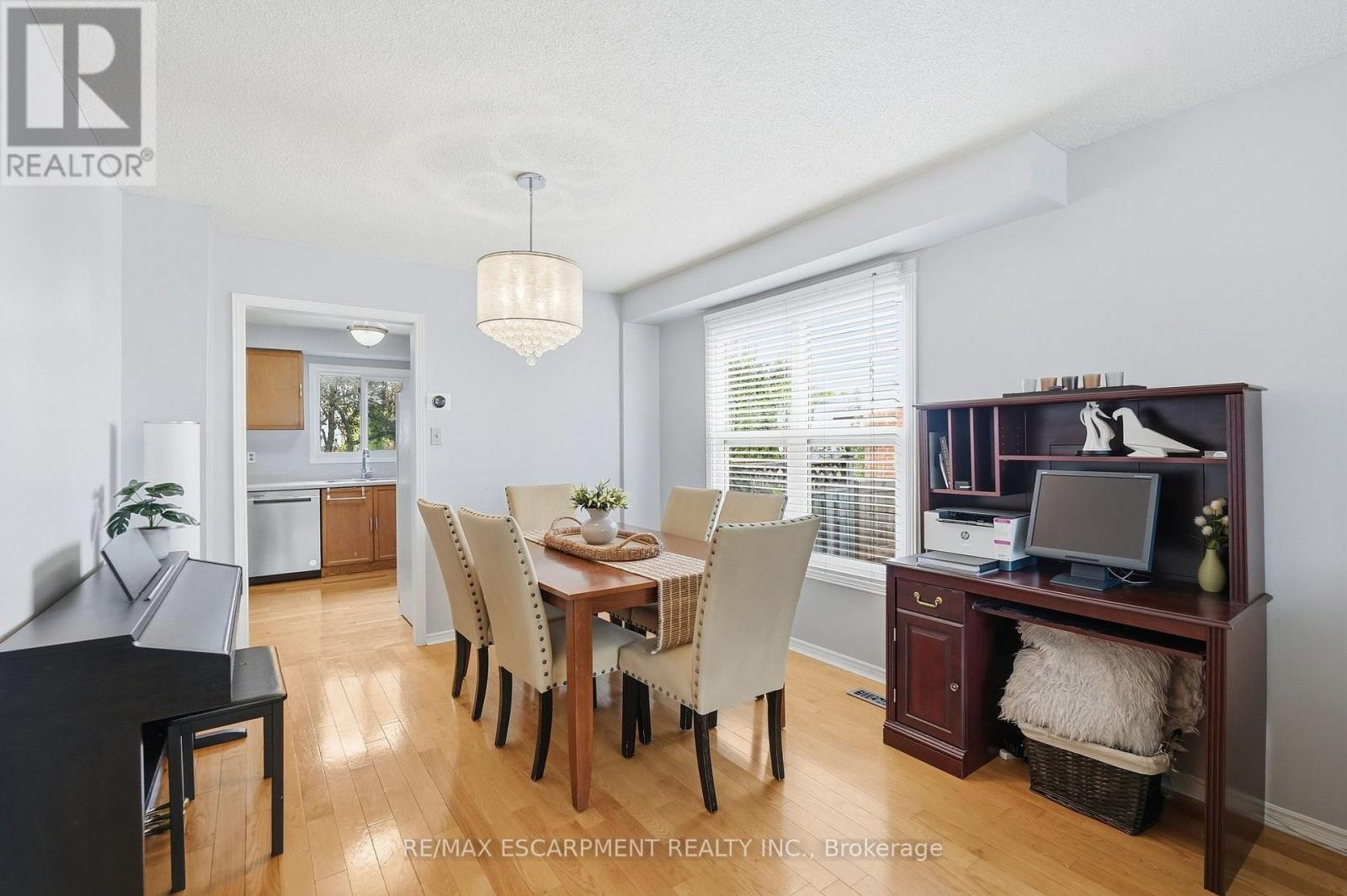 3193 Maderna Road, Burlington, ON