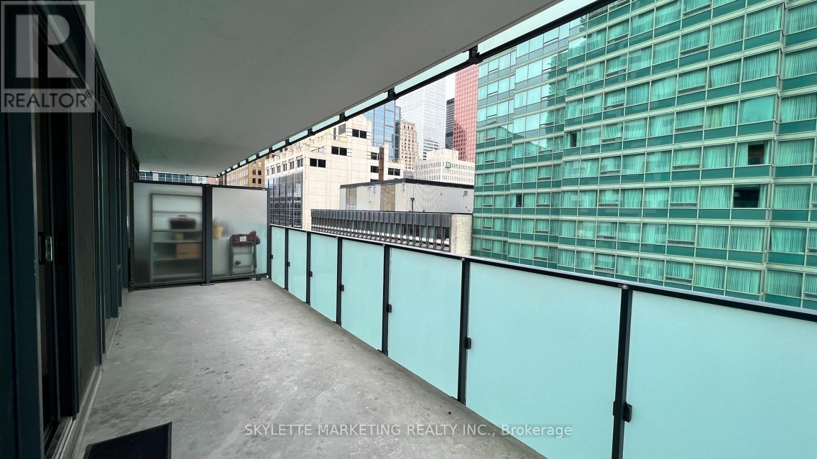 1011 - 25 Richmond Street E, Toronto, ON