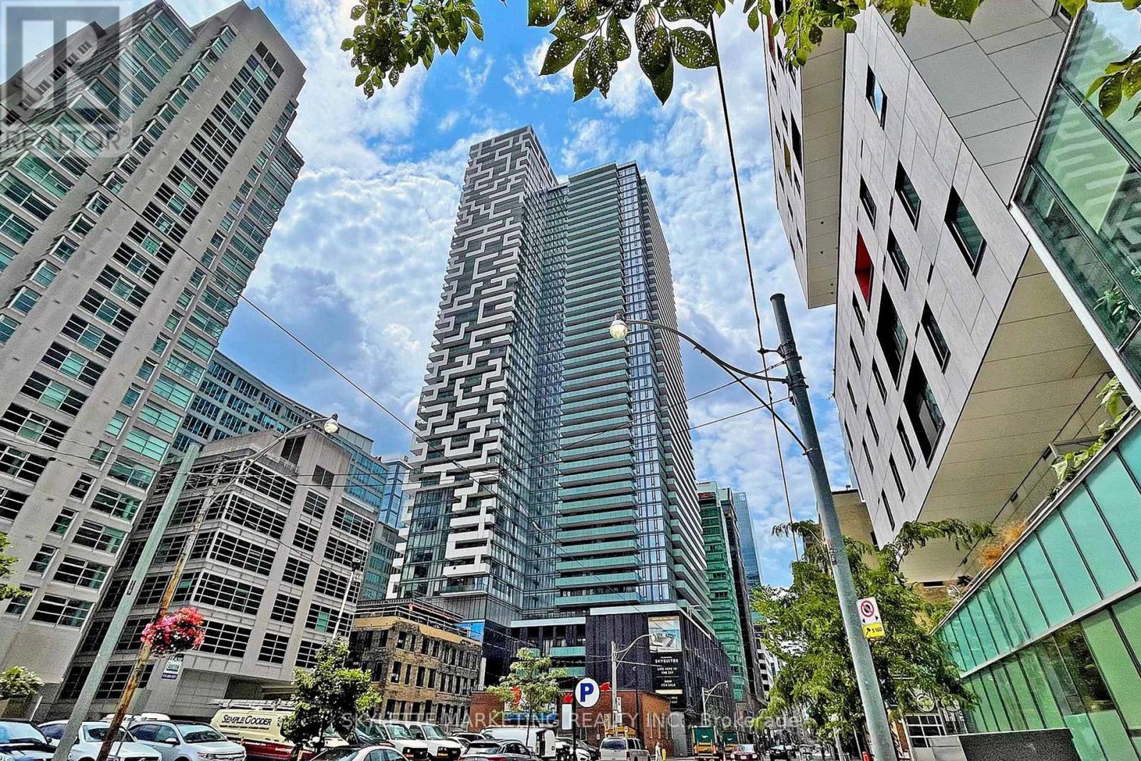 1011 - 25 Richmond Street E, Toronto, ON
