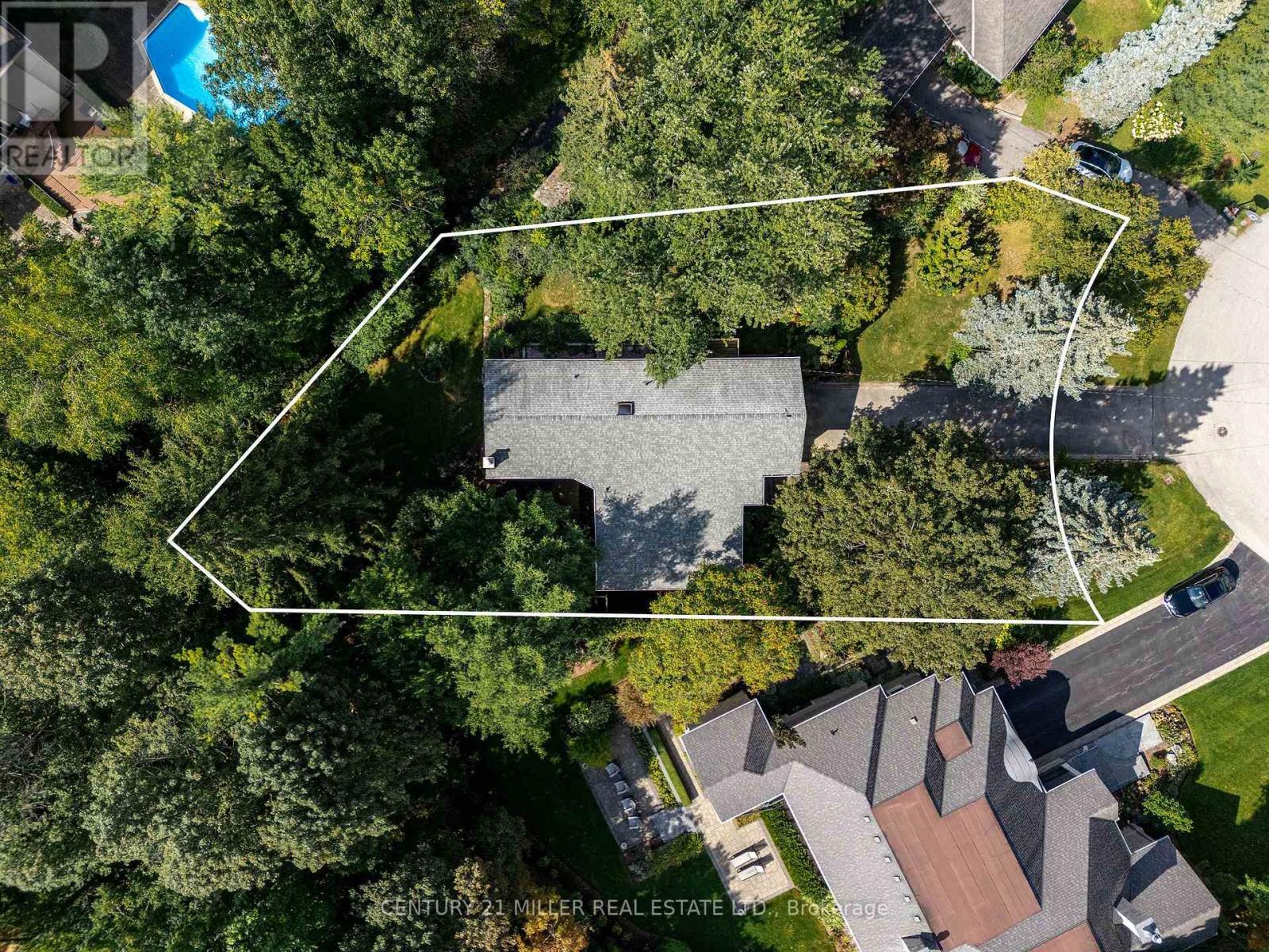1242 Donlea Crescent, Oakville, ON