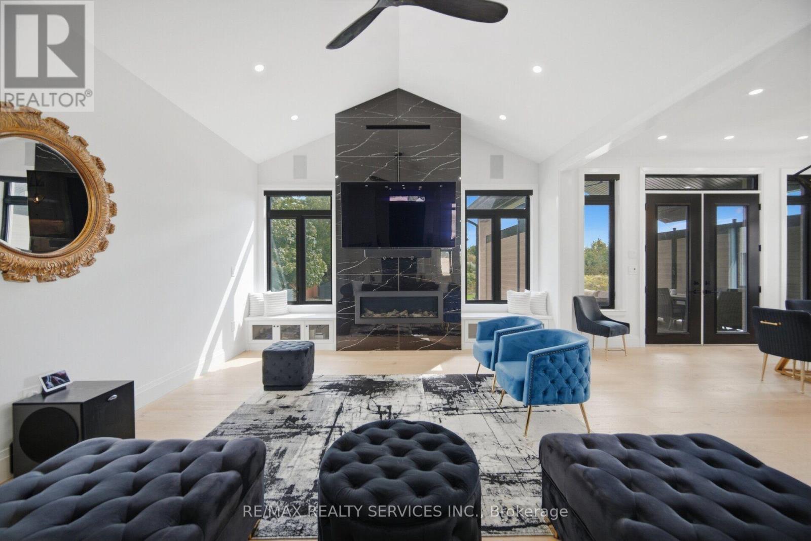56 Augustus Street, Brant, ON