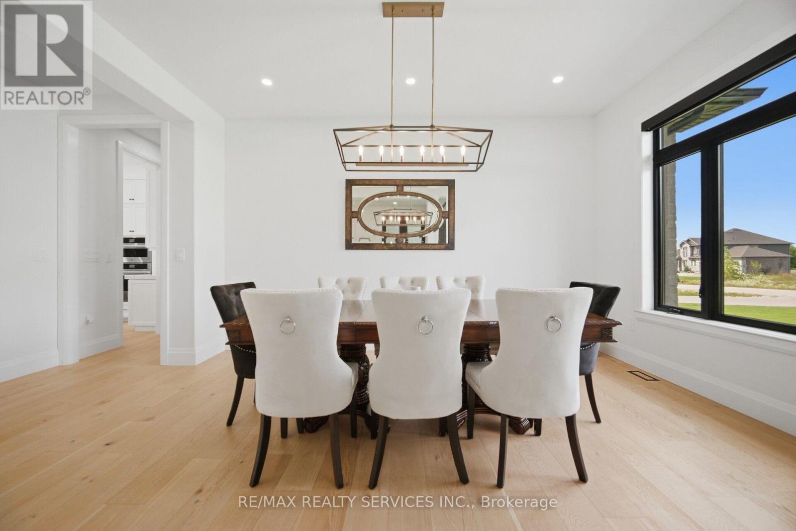 56 Augustus Street, Brant, ON