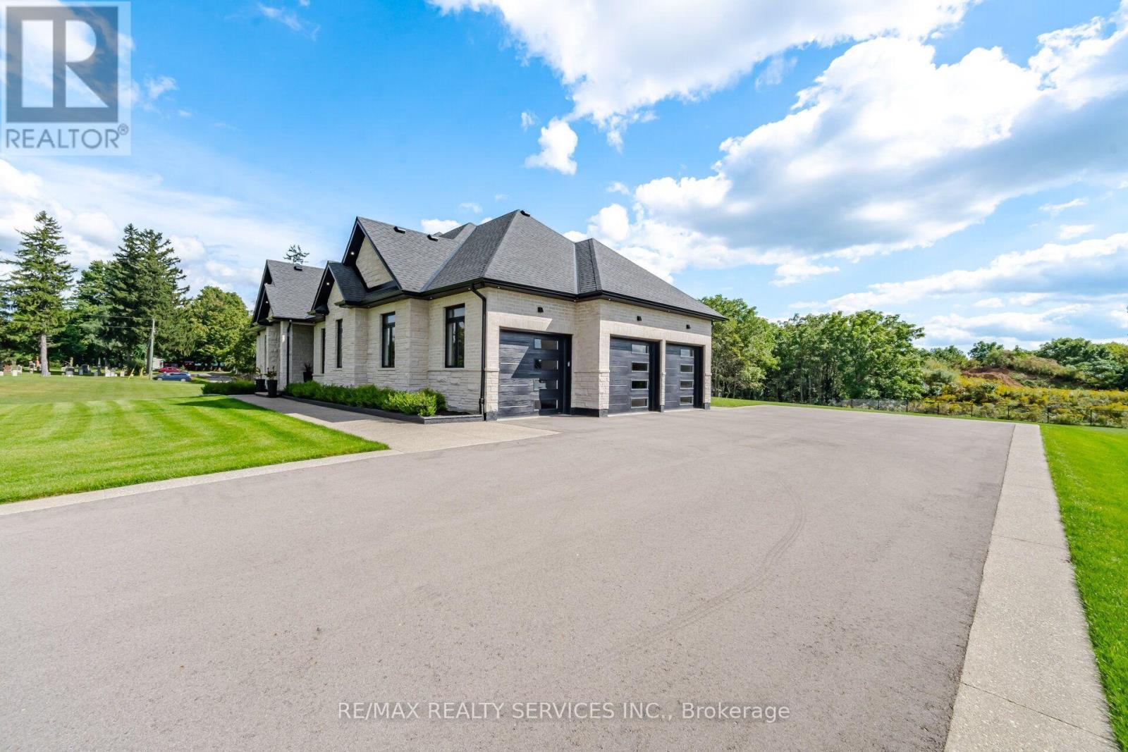56 Augustus Street, Brant, ON