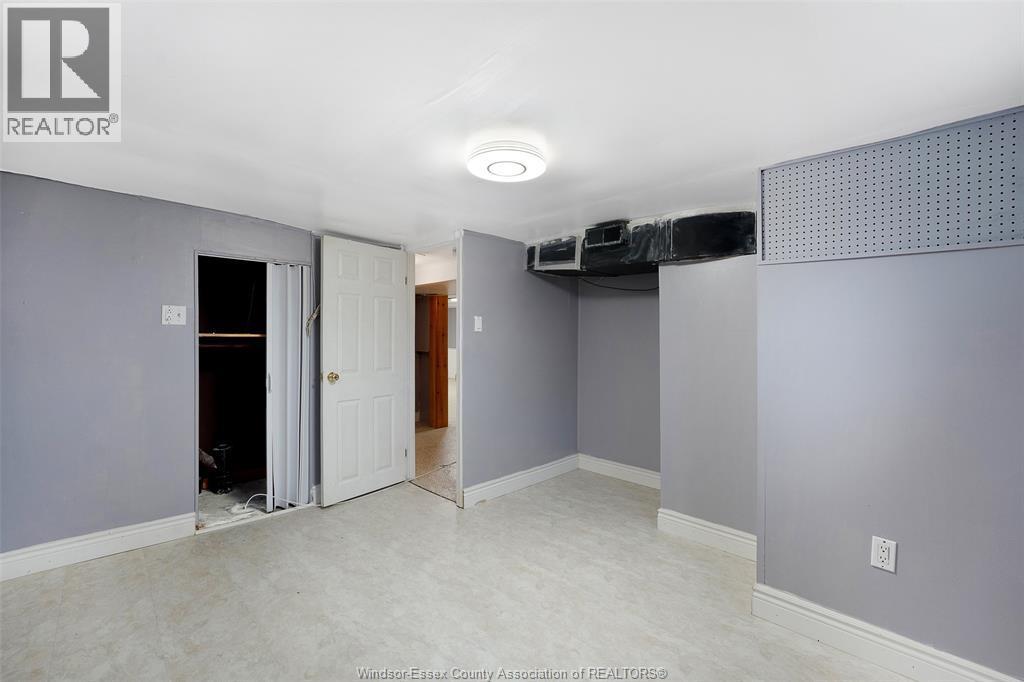 986 Eastlawn Avenue, Windsor, ON