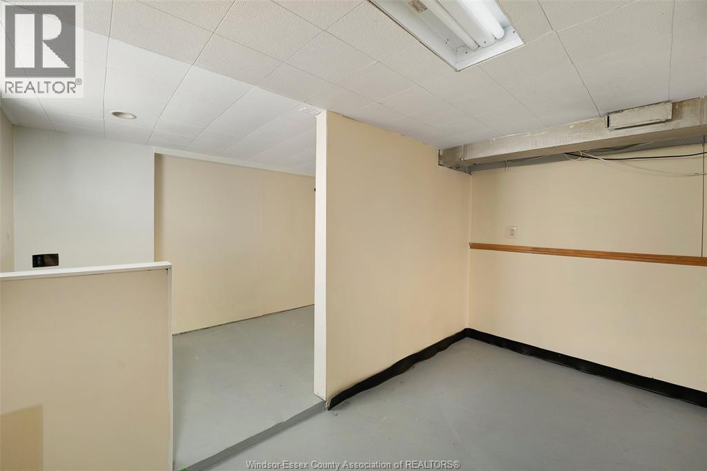 986 Eastlawn Avenue, Windsor, ON