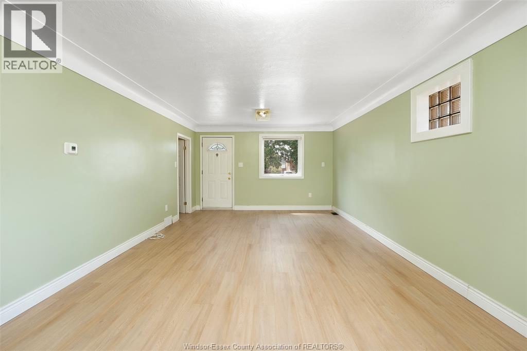 986 Eastlawn Avenue, Windsor, ON
