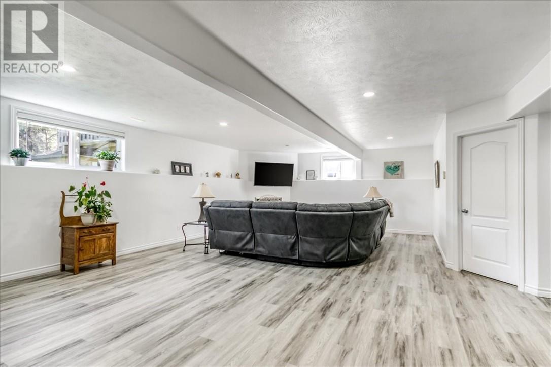 4256 Heritage Drive, Hanmer, ON