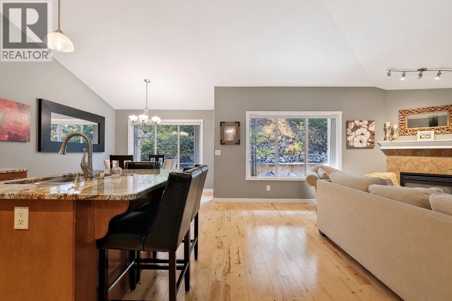 2175 Shannon Ridge Drive Unit# 5, West Kelowna, BC