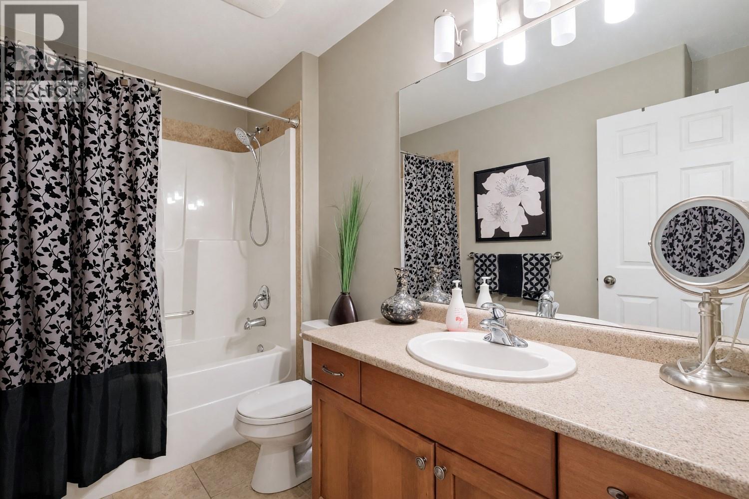 2175 Shannon Ridge Drive Unit# 5, West Kelowna, BC