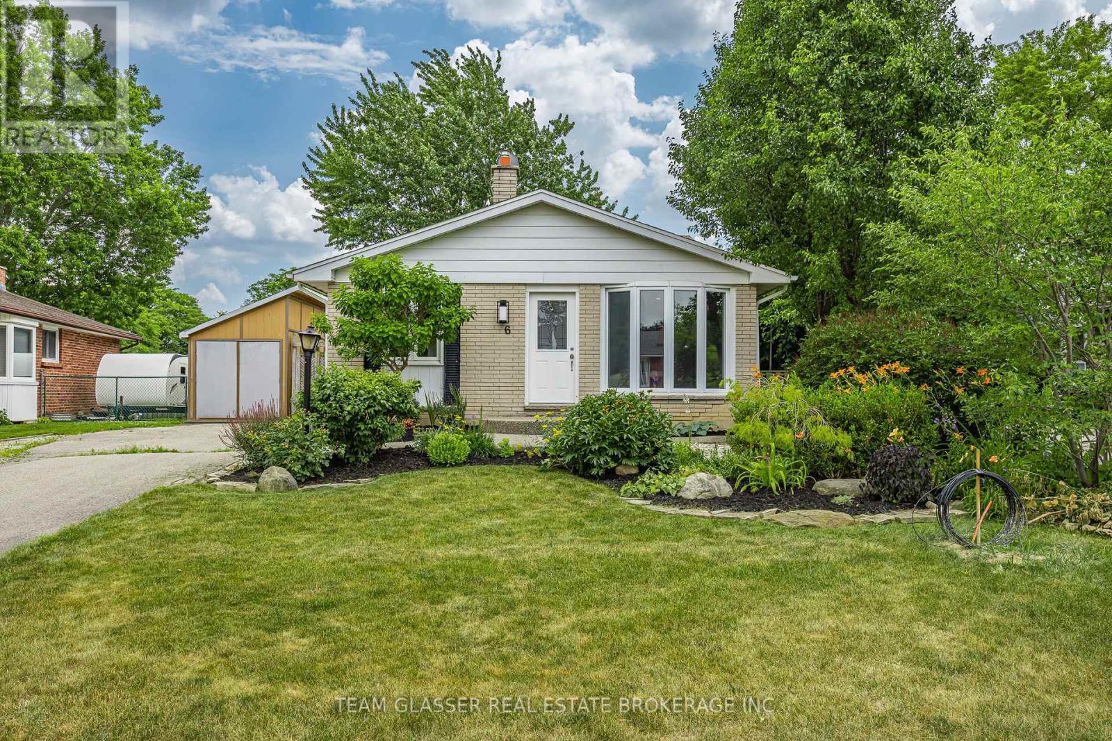 6 Heath Place, London South (South T), ON