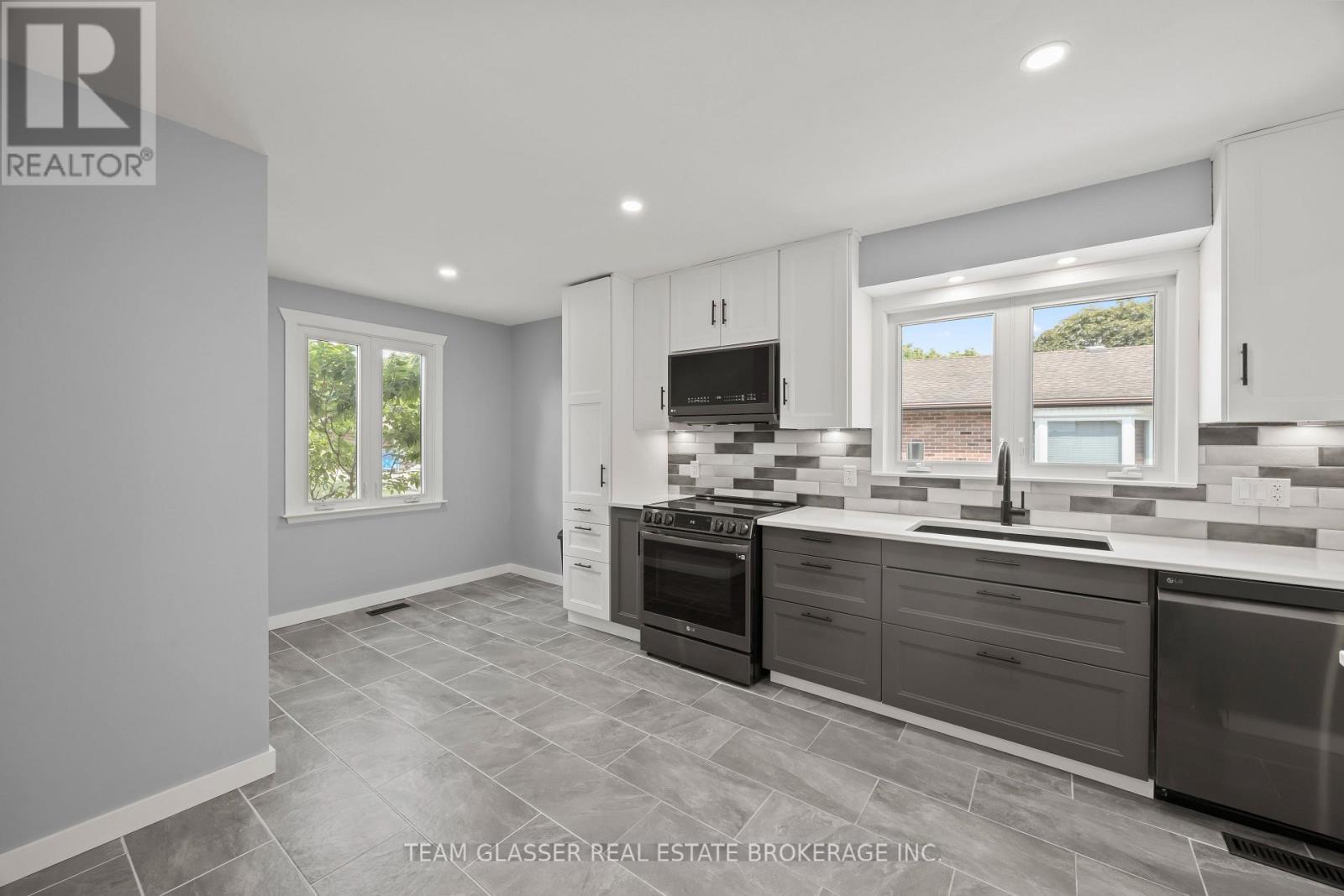 6 Heath Place, London South (South T), ON