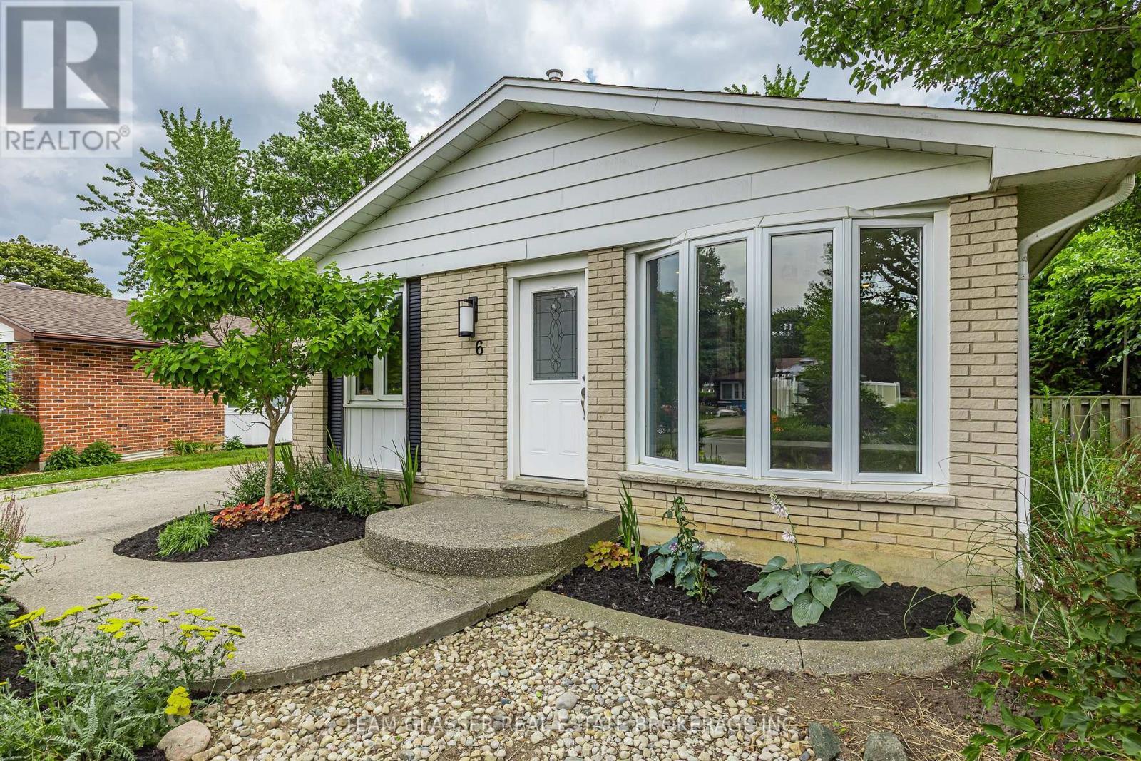 6 Heath Place, London South (South T), ON