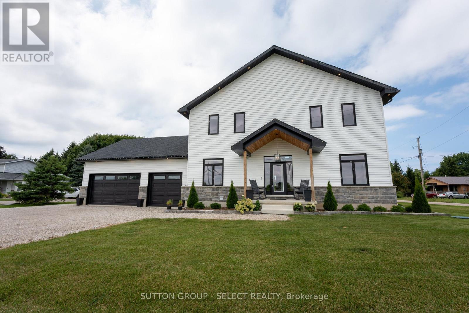 33977 Kildeer Drive, Bluewater (Hay), ON