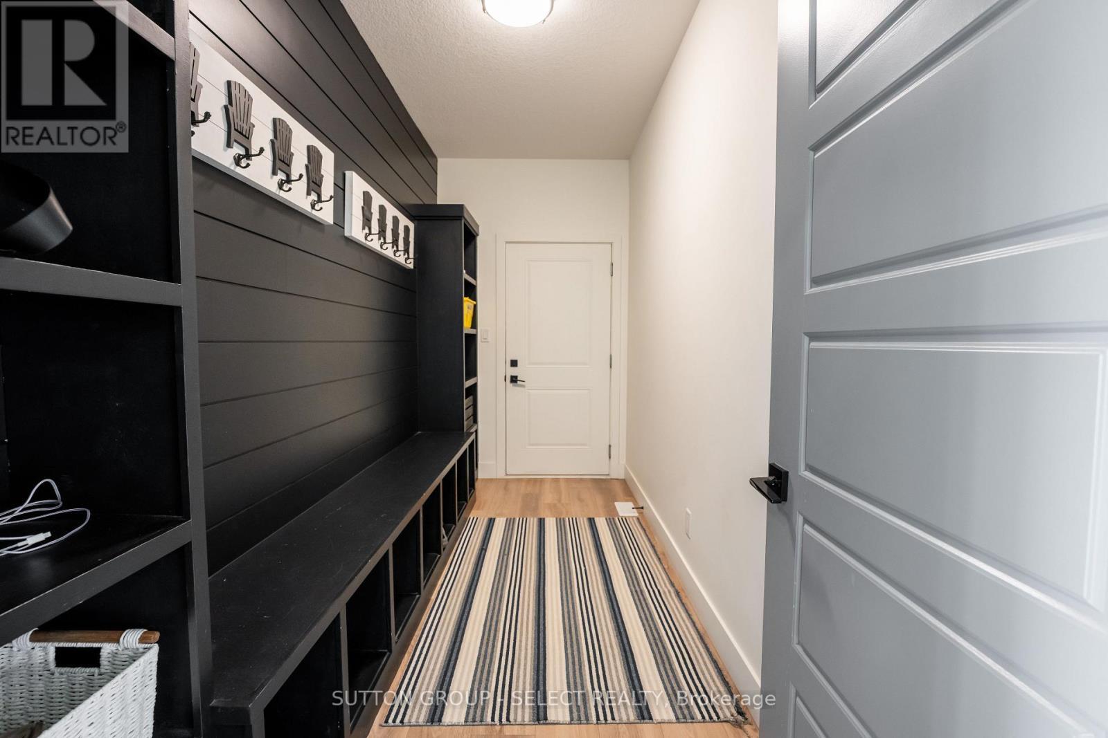 33977 Kildeer Drive, Bluewater (Hay), ON