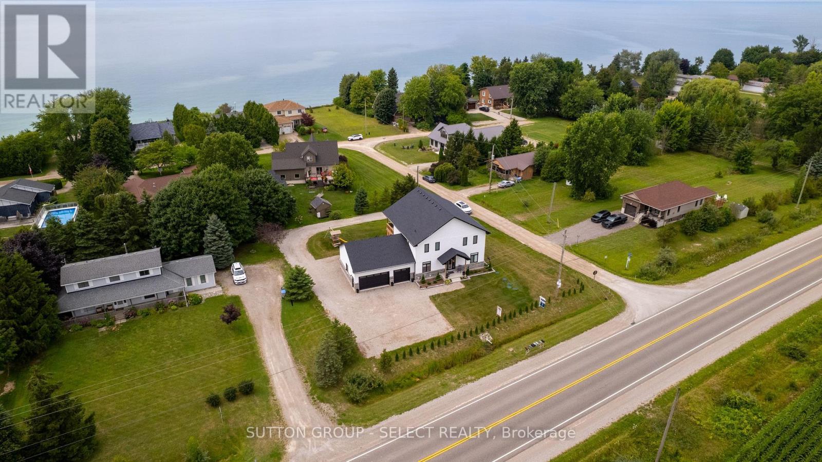 33977 Kildeer Drive, Bluewater (Hay), ON