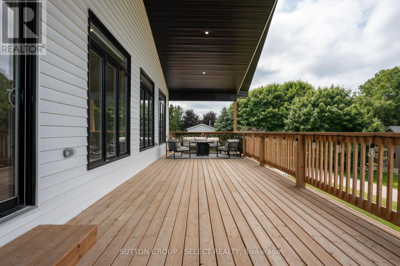 33977 Kildeer Drive, Bluewater (Hay), ON