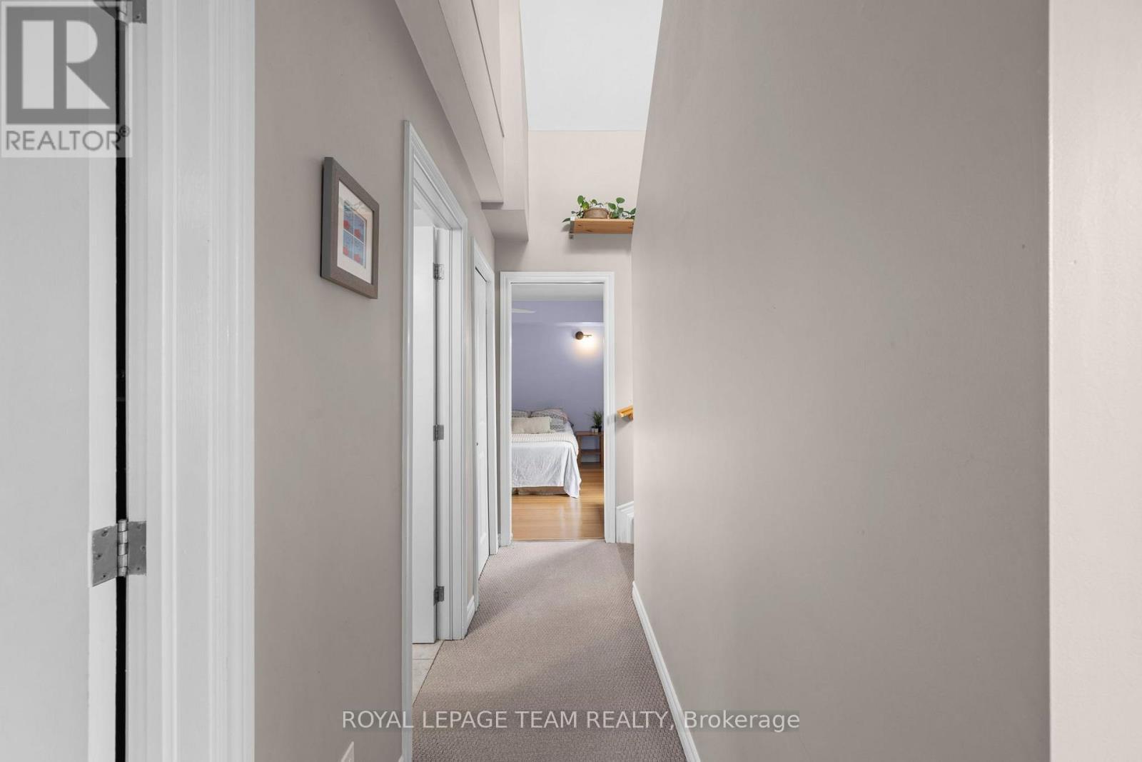 B - 92 Holland Avenue, Ottawa, ON