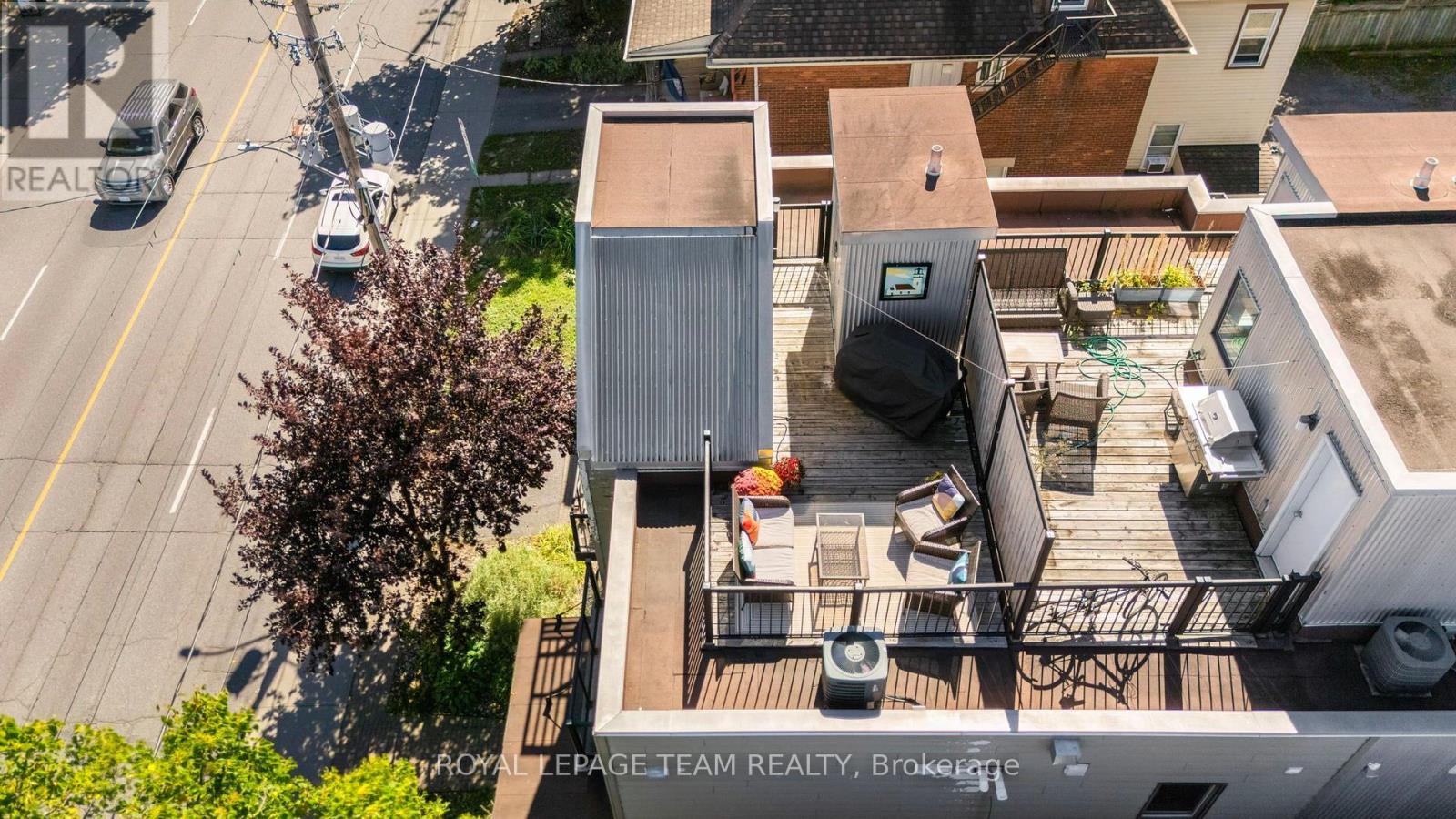 B - 92 Holland Avenue, Ottawa, ON