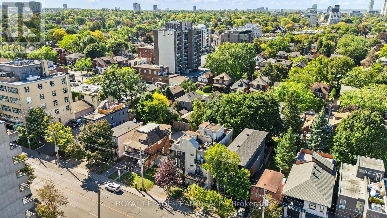 B - 92 Holland Avenue, Ottawa, ON