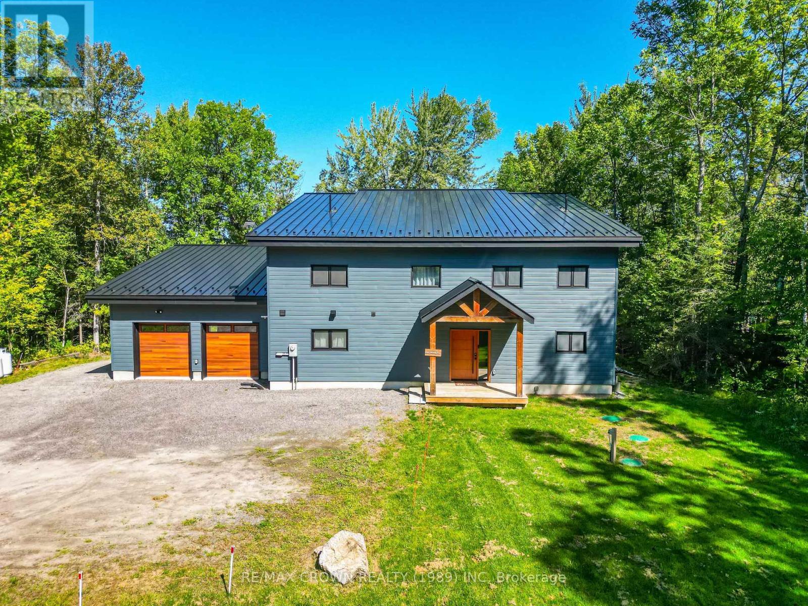 560 Pinecreek Crescent, Callander, ON
