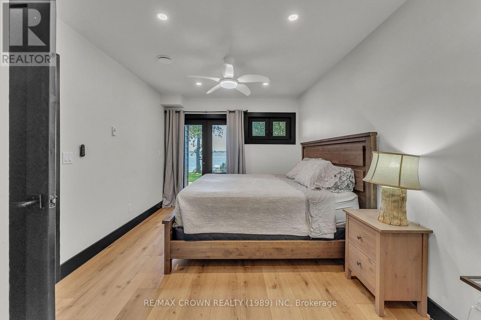 560 Pinecreek Crescent, Callander, ON