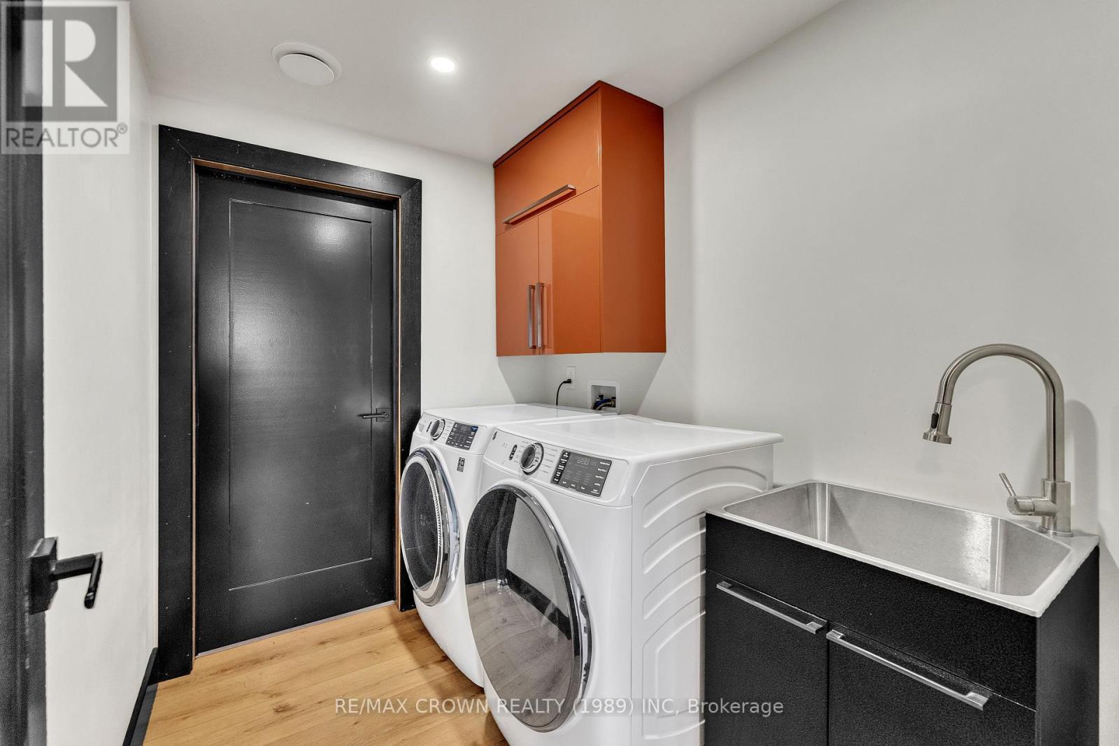 560 Pinecreek Crescent, Callander, ON