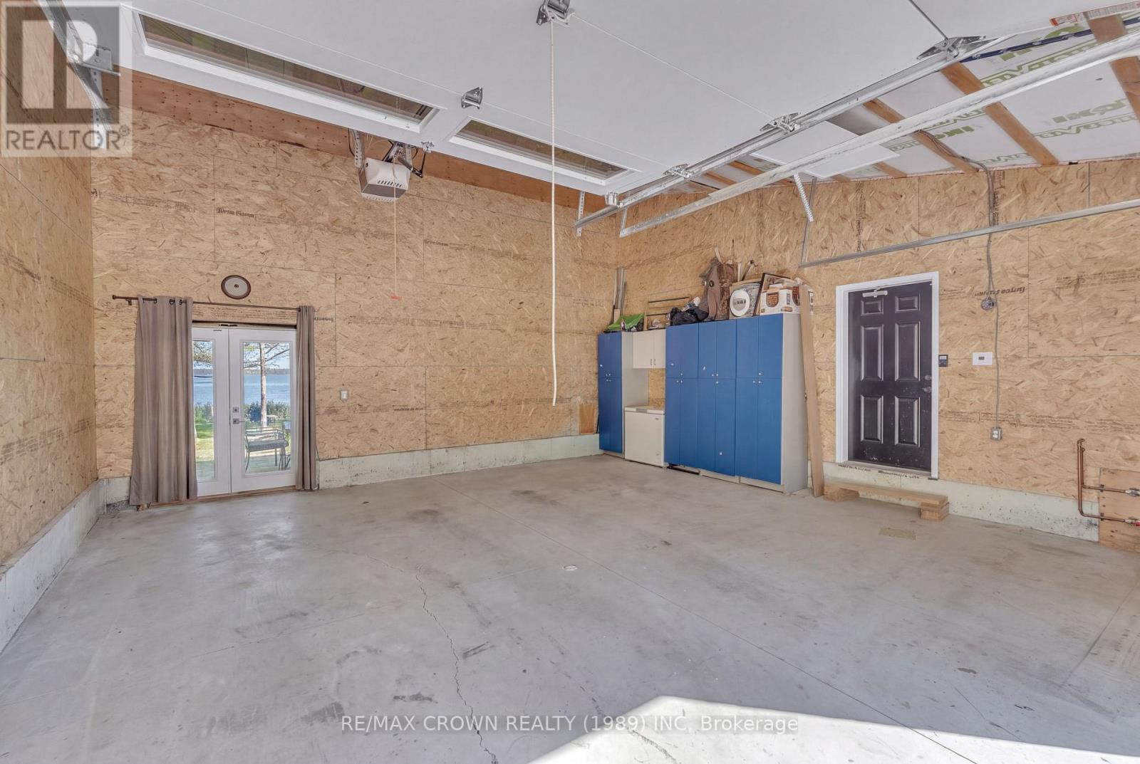 560 Pinecreek Crescent, Callander, ON