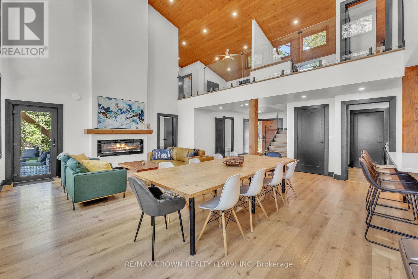 560 Pinecreek Crescent, Callander, ON