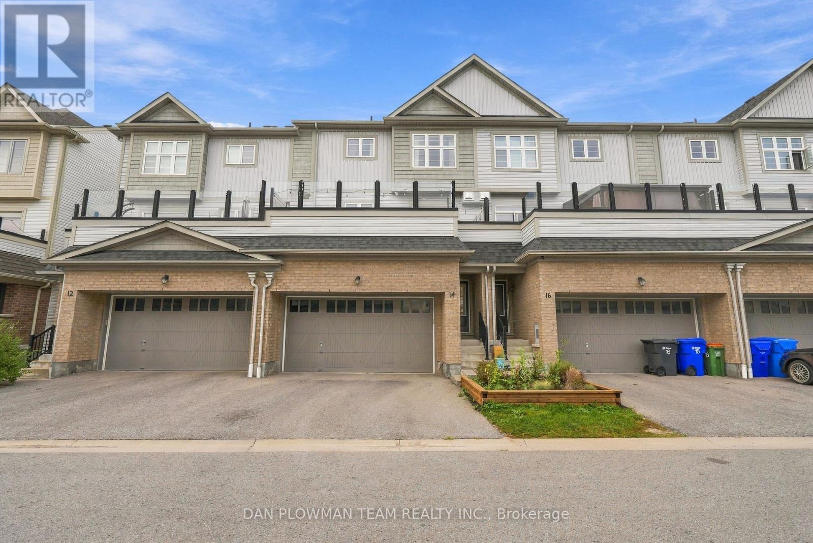 14 Cornerside Way, Whitby, ON
