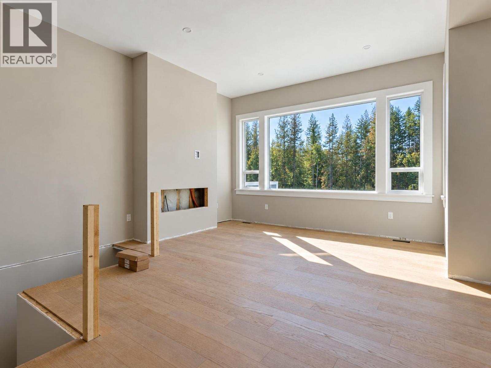 1660 8 Street Se, Salmon Arm, BC