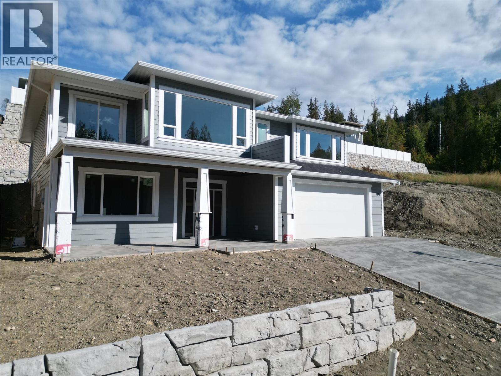 1660 8 Street Se, Salmon Arm, BC