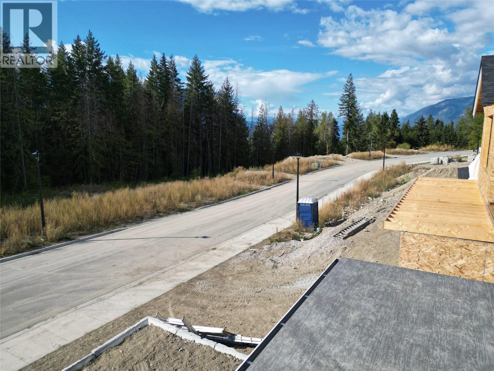 1660 8 Street Se, Salmon Arm, BC