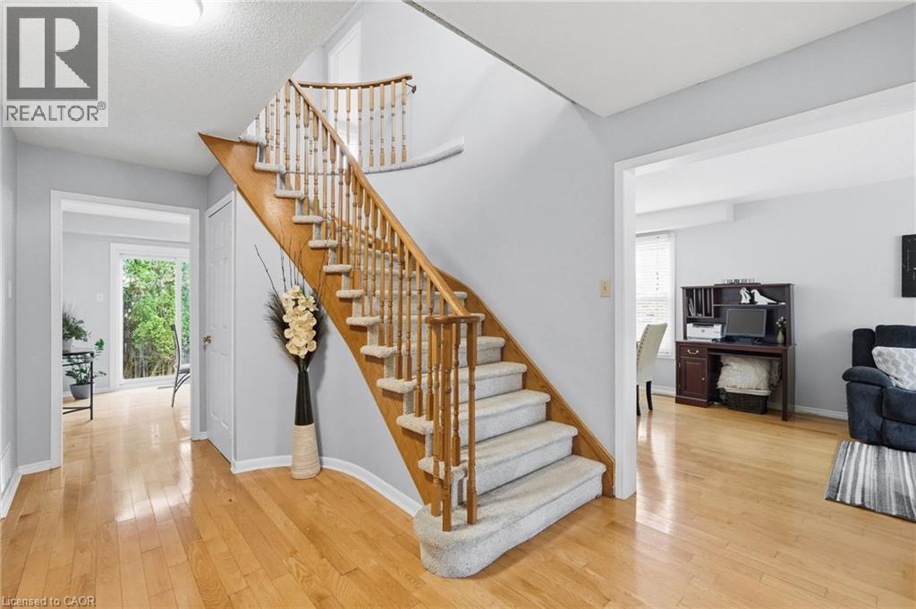 3193 Maderna Road, Burlington, ON