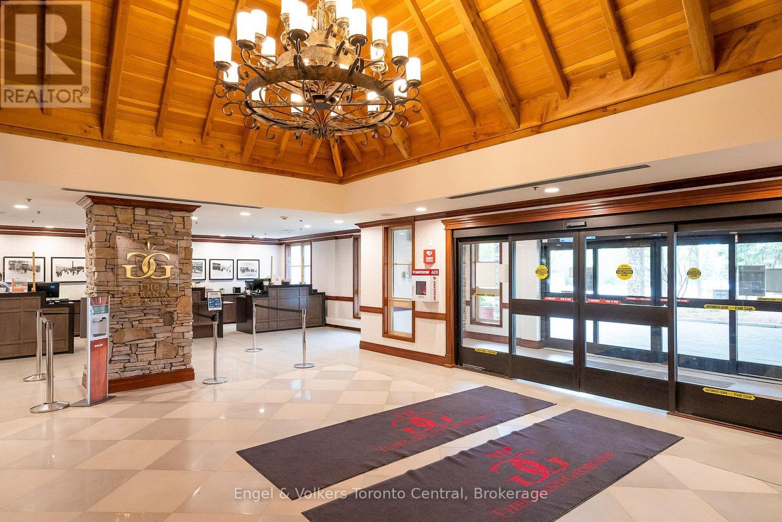 Welcoming Entrance - 322 - 156 Jozo Weider Boulevard, Blue Mountains, ON