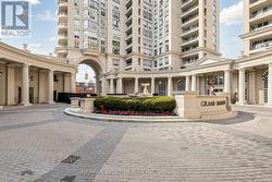 1404 - 2287 LAKE SHORE BOULEVARD W Toronto, ON M8V 3Y1