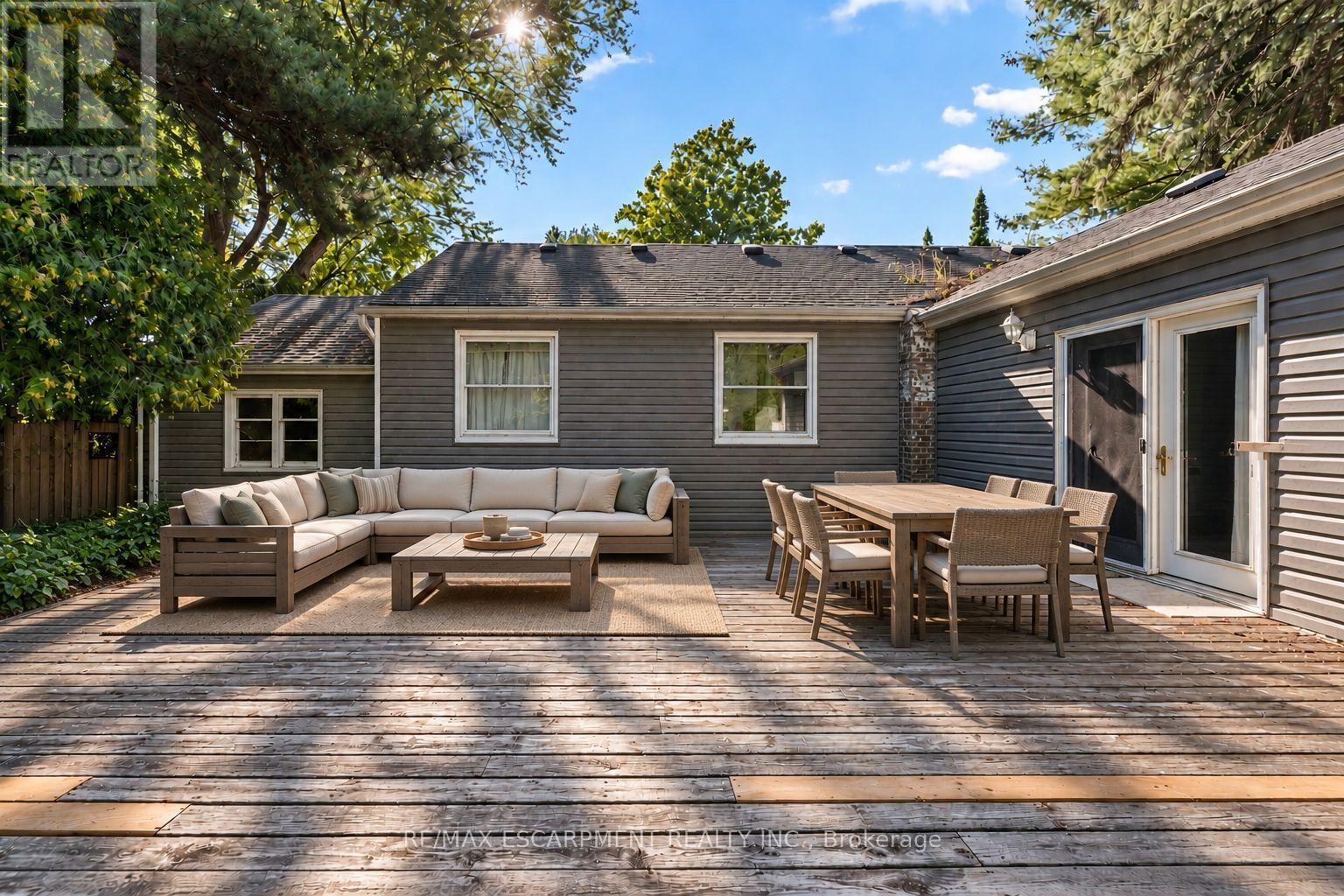Virtually Staged - 505 Patricia Drive, Oakville, ON