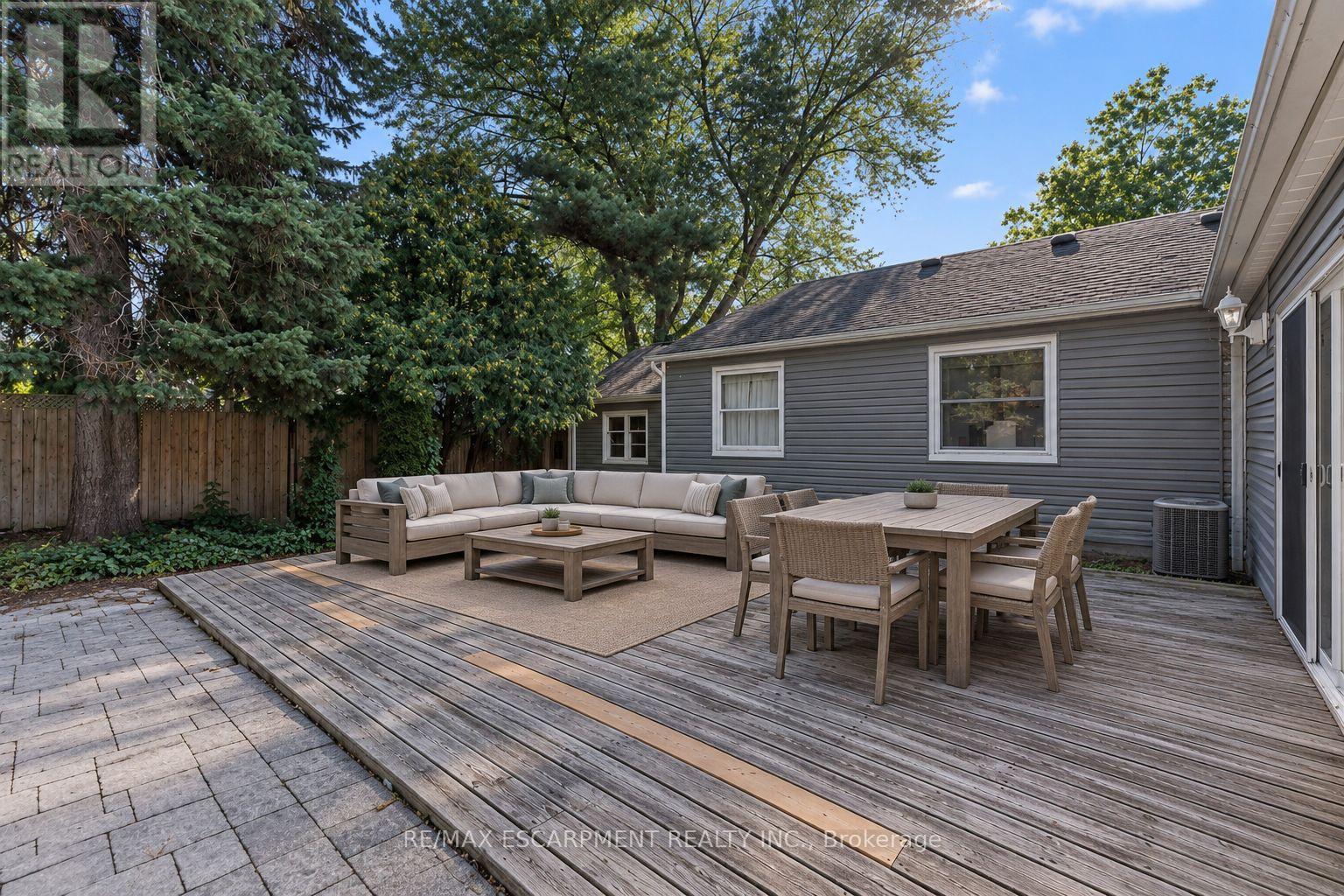 Virtually Staged - 505 Patricia Drive, Oakville, ON