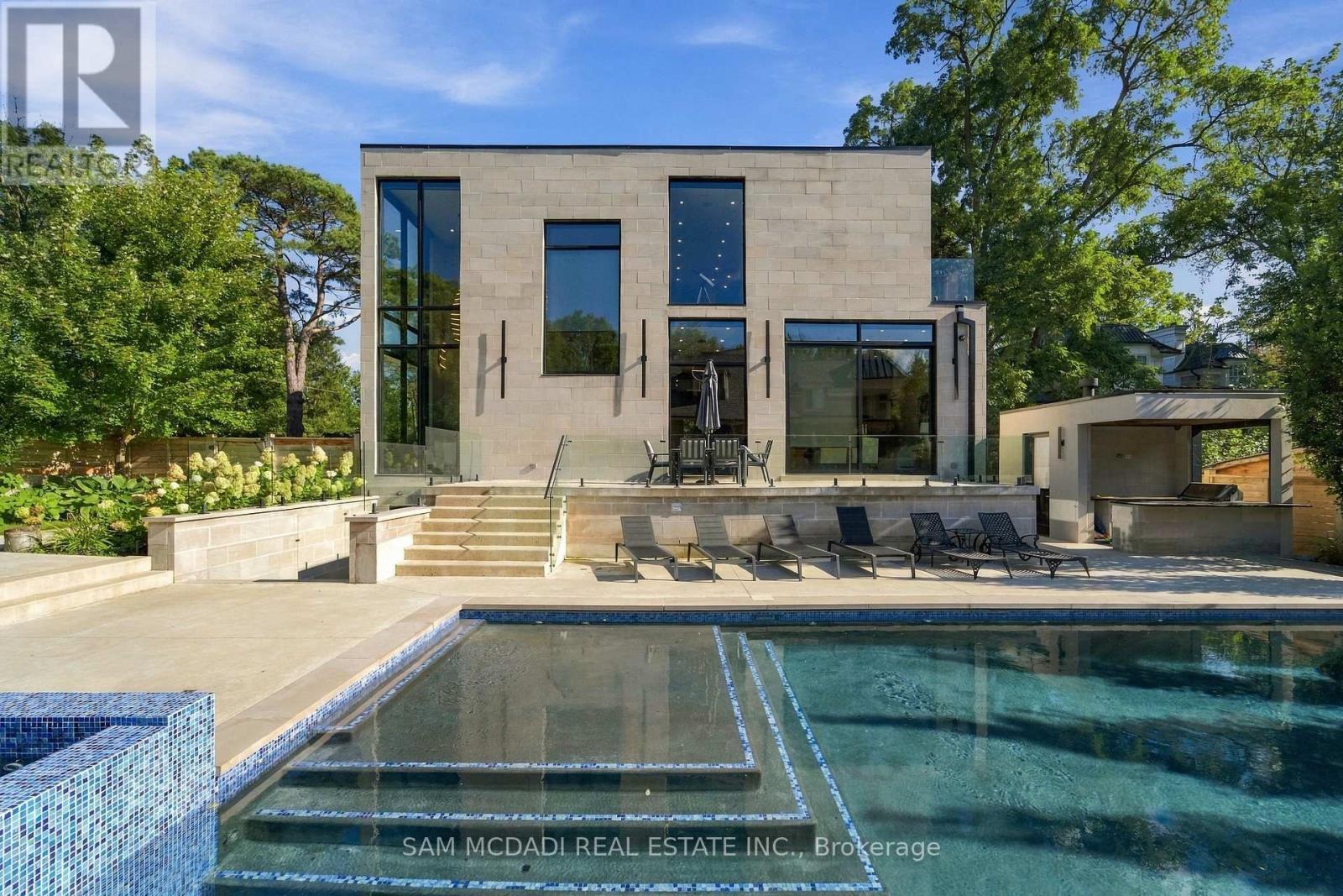 112 Elton Park Road, Oakville, ON