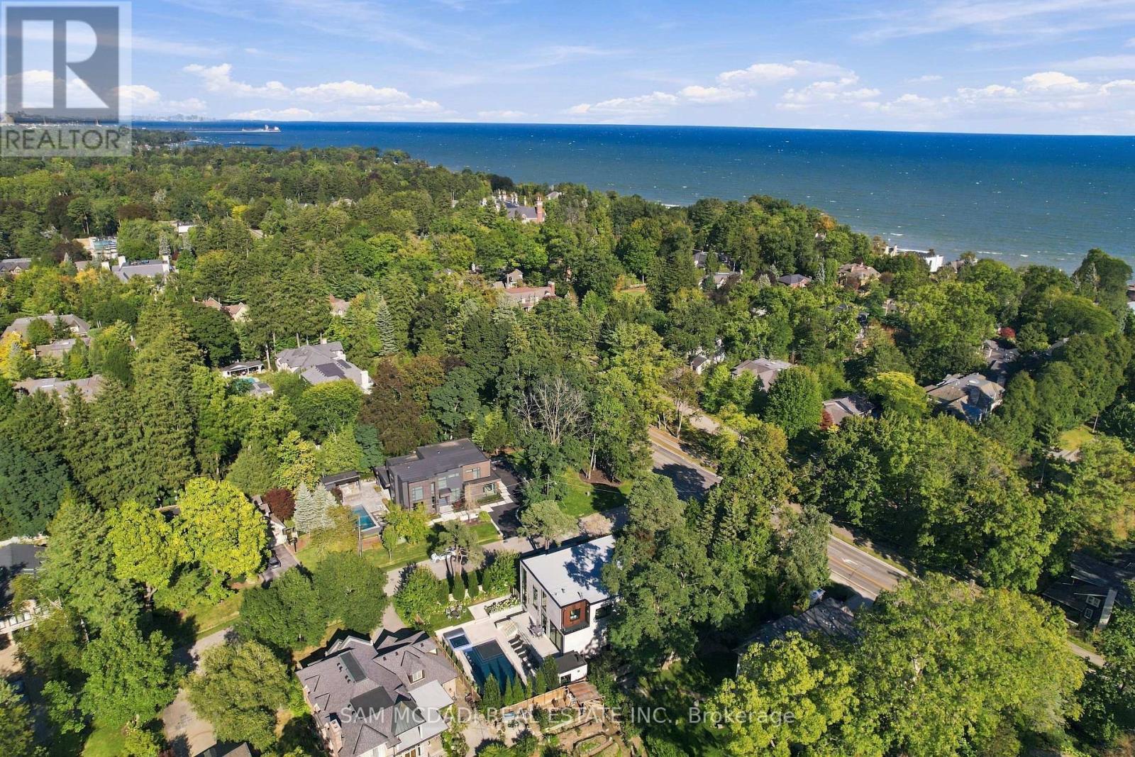 112 Elton Park Road, Oakville, ON