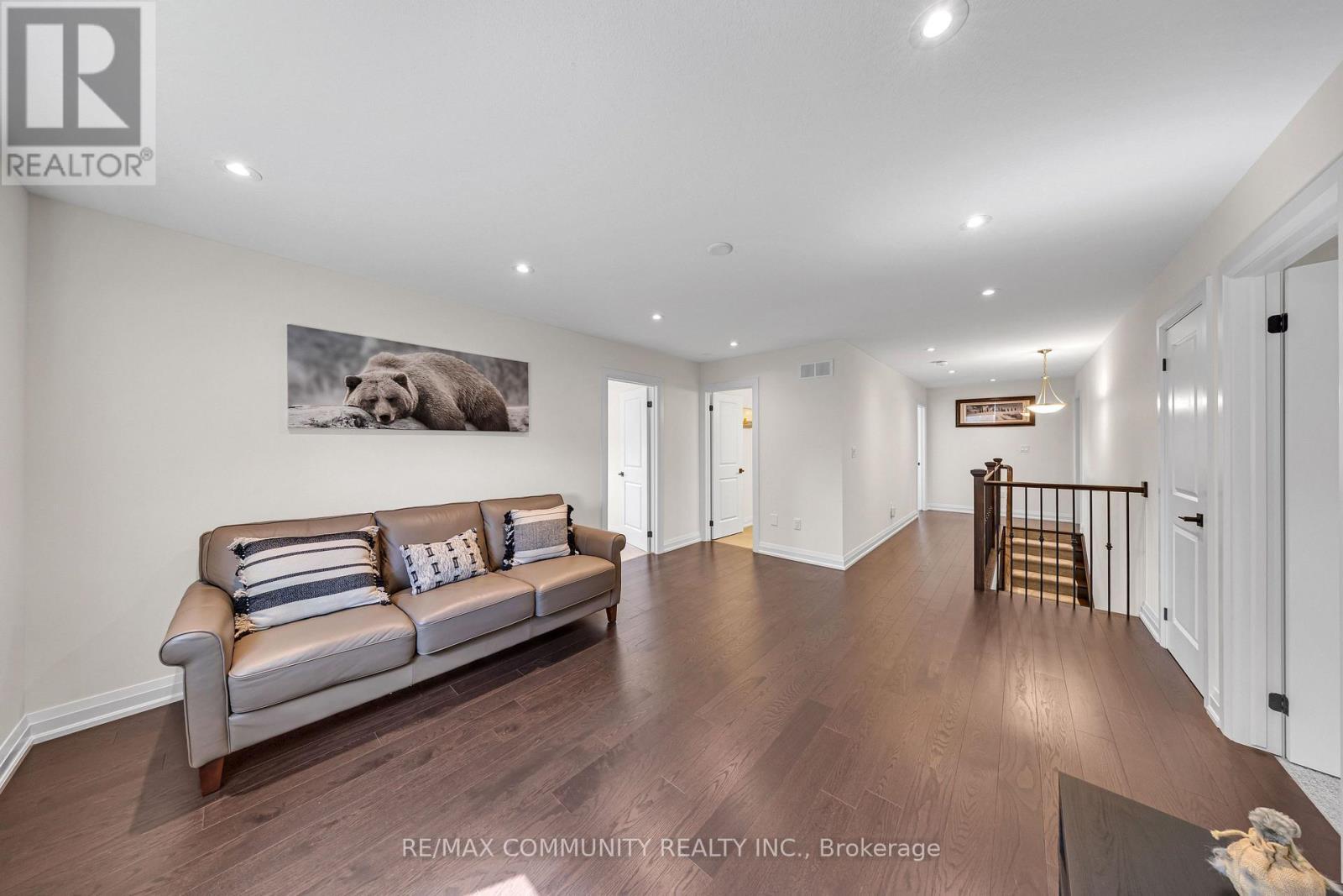 132 Westcott Road, Welland, ON