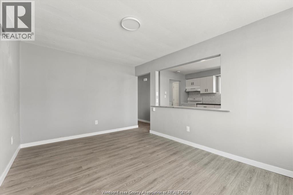 561 Chippawa Street, Windsor, ON