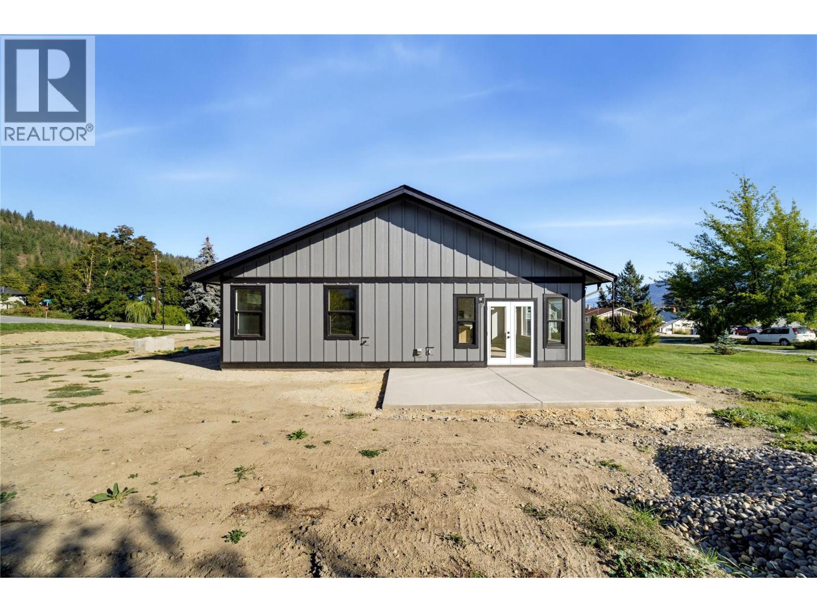 186 Salmon Arm Drive, Enderby, BC