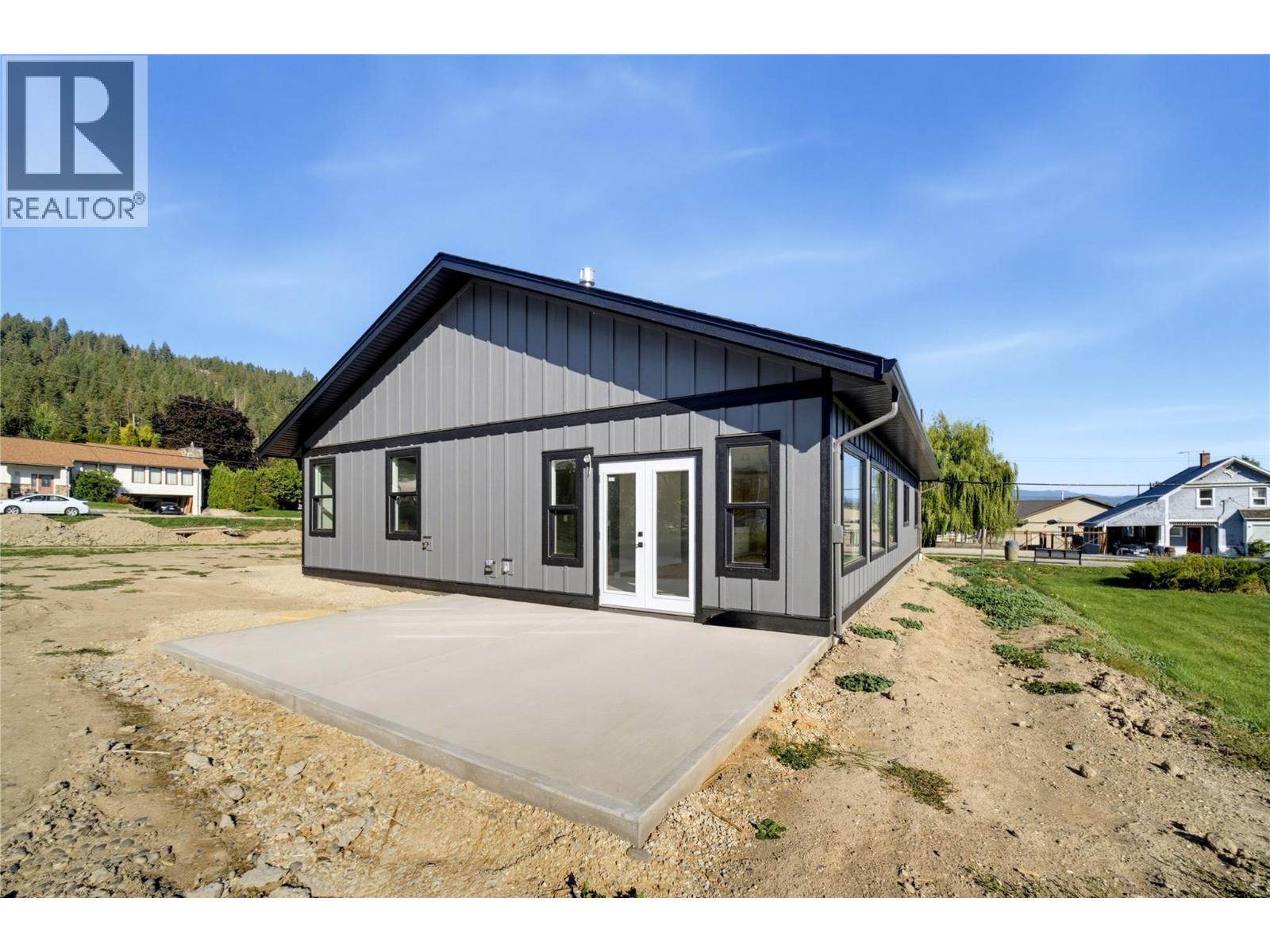 186 Salmon Arm Drive, Enderby, BC