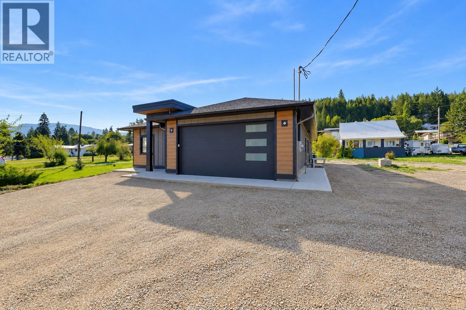 186 Salmon Arm Drive, Enderby, BC