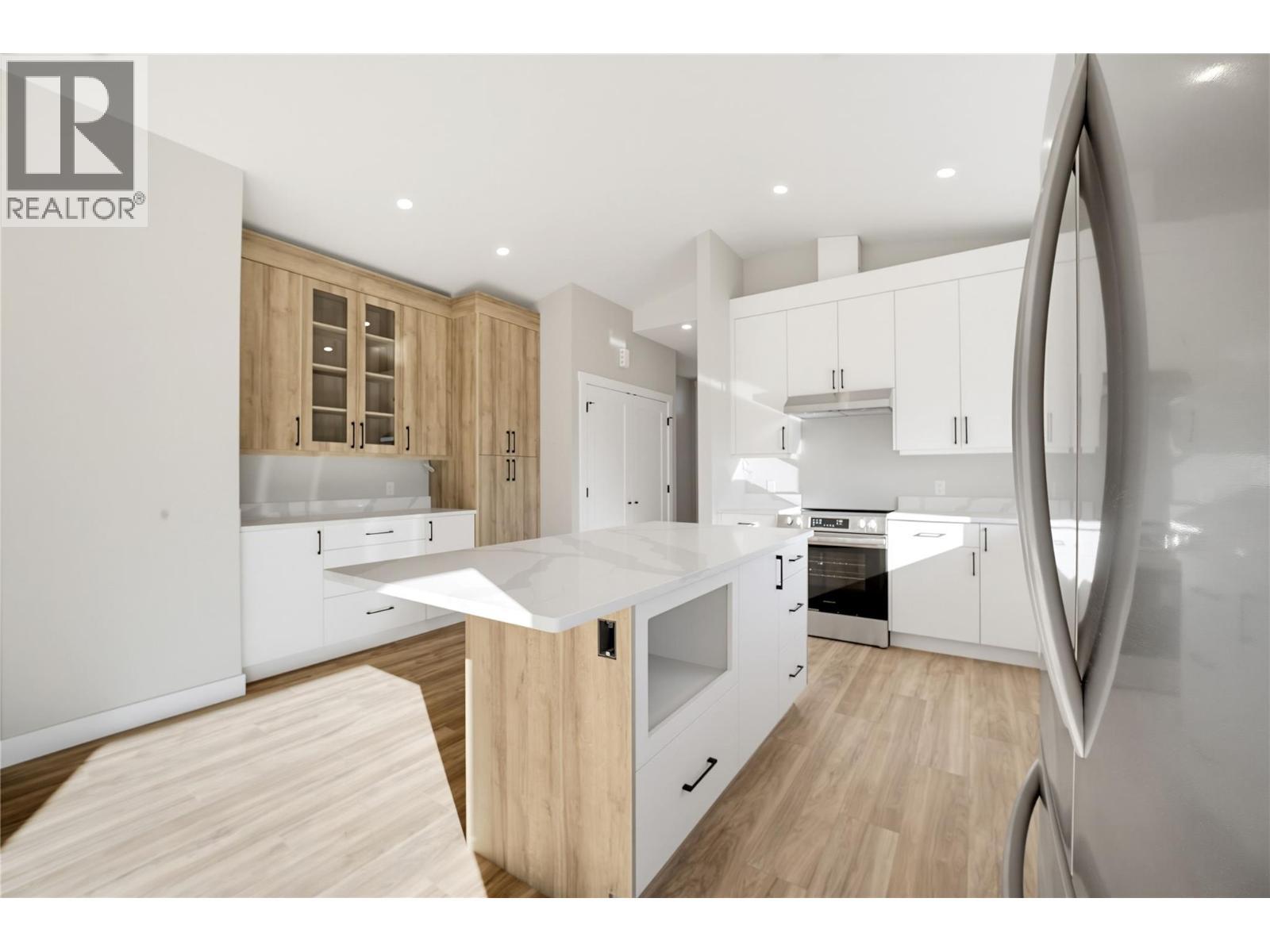 186 Salmon Arm Drive, Enderby, BC