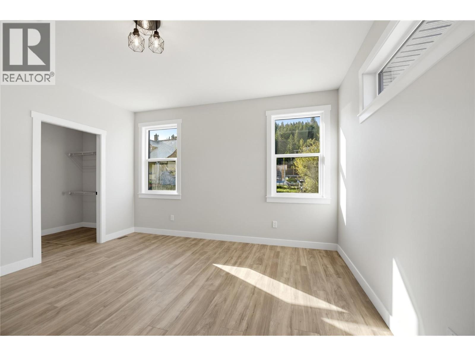 186 Salmon Arm Drive, Enderby, BC
