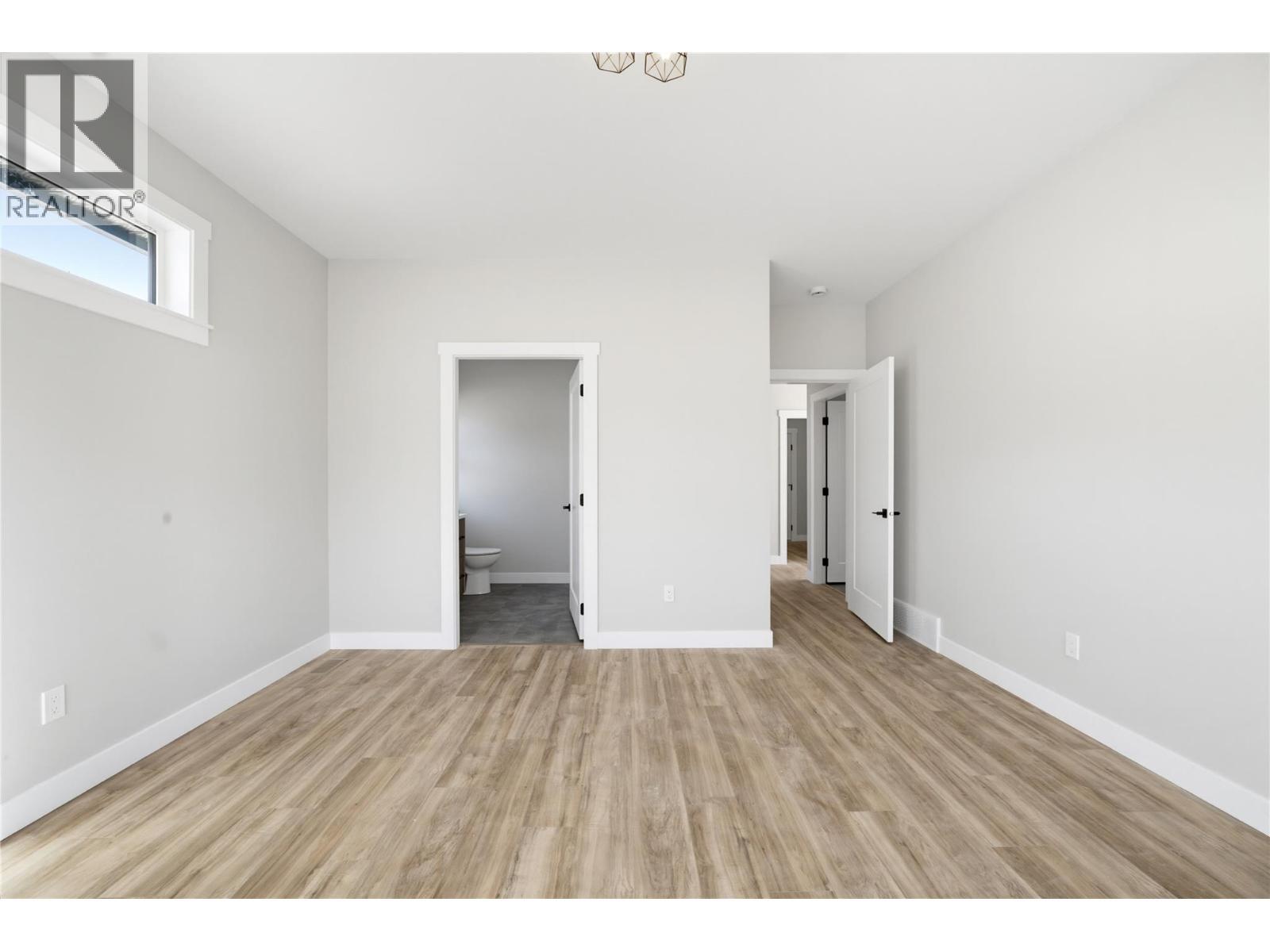186 Salmon Arm Drive, Enderby, BC