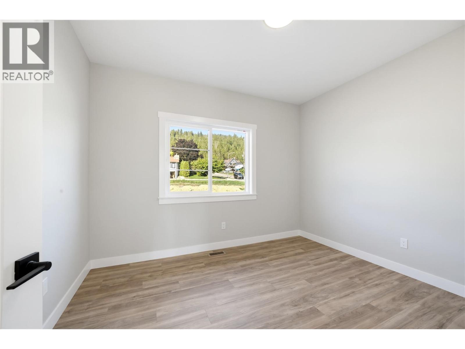 186 Salmon Arm Drive, Enderby, BC